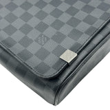 ルイ・ヴィトン LOUIS VUITTON ディストリクトPM N41028 ブラック ダミエ・グラフィット メンズ ショルダーバッグ