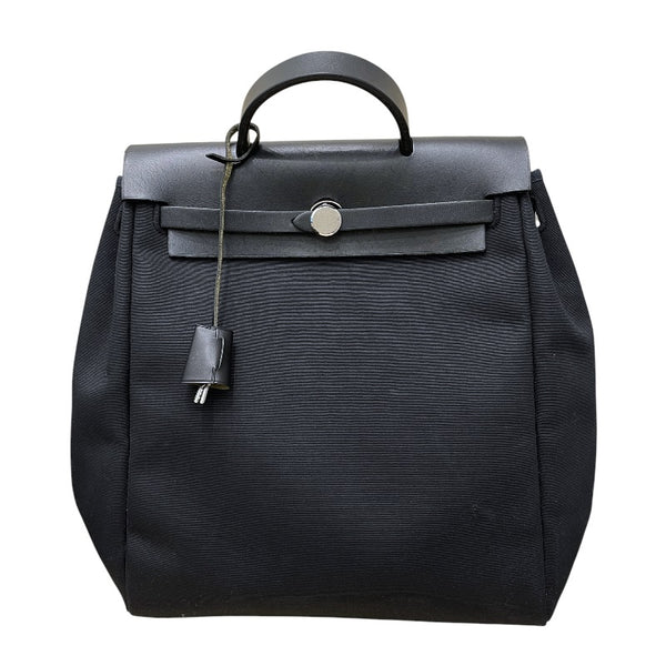 エルメス エールリュック 黒 美品 エルメス HERMES エールバッグアドPM □G刻 ブラック トワル・レザー