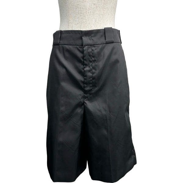 プラダ PRADA トライアングルロゴバミューダショーツ 22H768 ブラック
