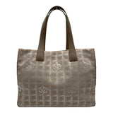 シャネル CHANEL ニュートラベルライントートMM A15991 8番台 ベージュ ナイロンジャガード レディース トートバッグ