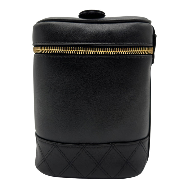シャネル ピコローレ 縦型バニティ ブラック ラムスキン シャネル CHANEL ピコローレ バニティバッグ A01619 4番台 ブラック