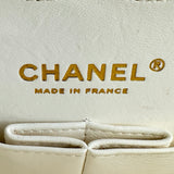 シャネル CHANEL マトラッセ25 A01112 ホワイト ゴールド金具 キャビアスキン レディース ショルダーバッグ