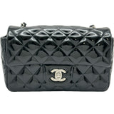 シャネル CHANEL ミニマトラッセ20 A69900 17番台 ブラック エナメル レディース ショルダーバッグ