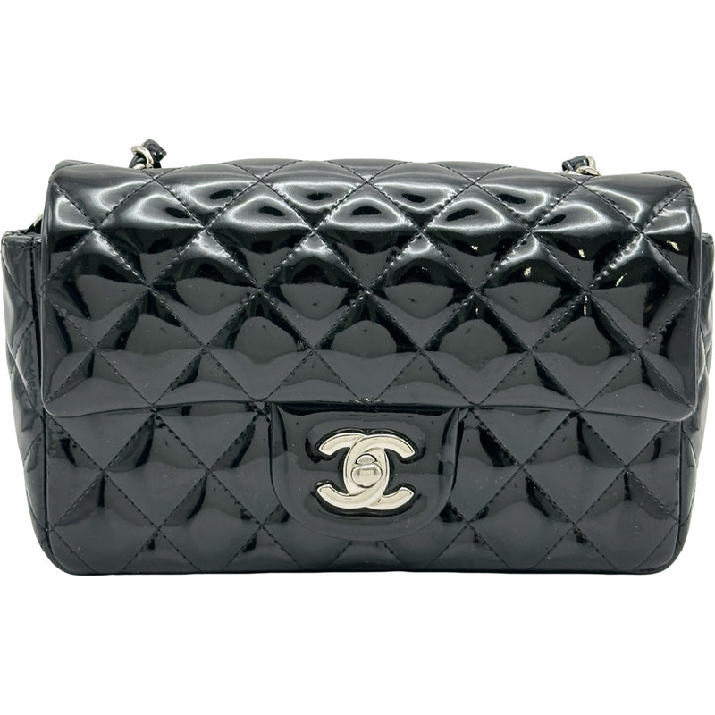シャネル CHANEL ミニマトラッセ20 A69900 17番台 ブラック エナメル