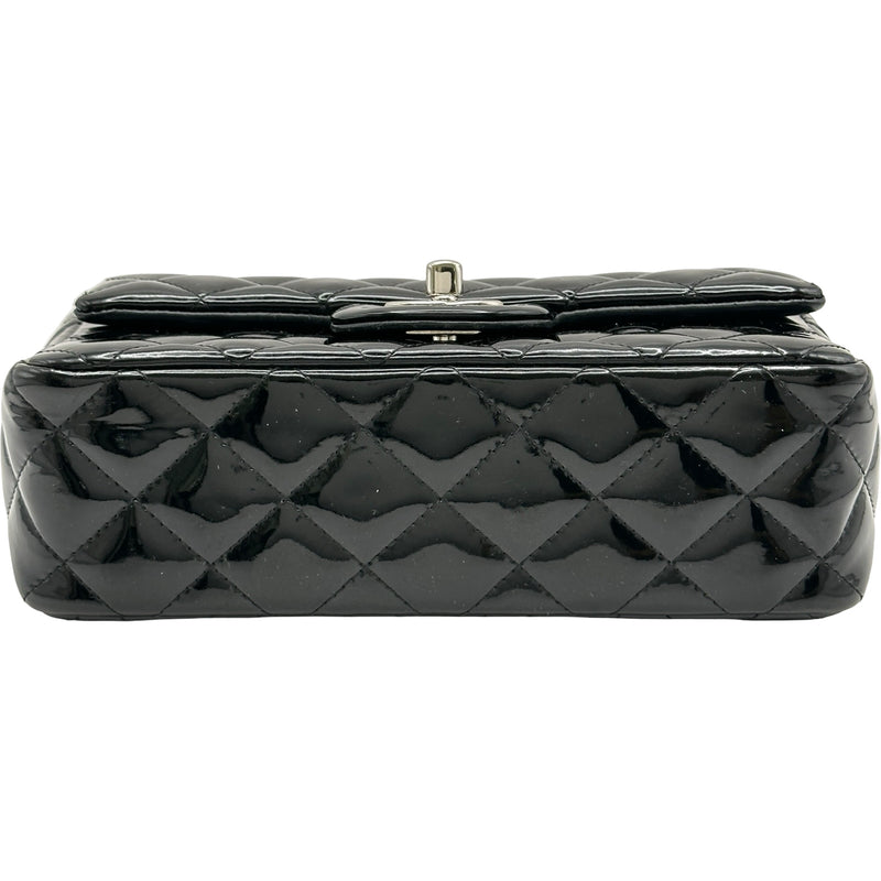 シャネル CHANEL ミニマトラッセ20 A69900 17番台 ブラック エナメル