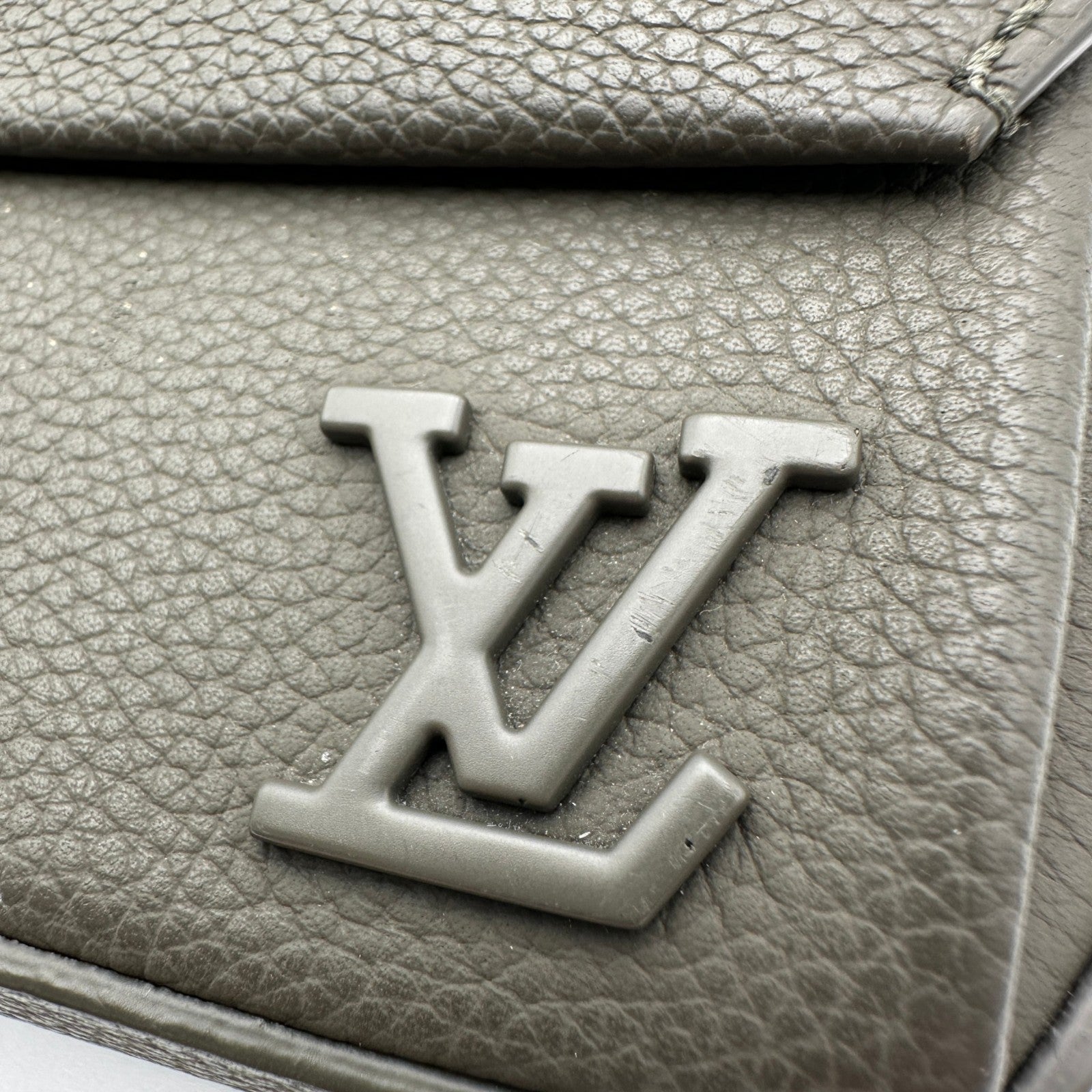 ルイ・ヴィトン LOUIS VUITTON アエログラム パイロット・ウェアラブル
