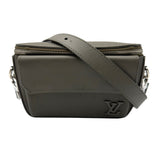 ルイ・ヴィトン LOUIS VUITTON アエログラム パイロット・ウェアラブル ウォレット M83560 カーキ カウハイドレザー メンズ ショルダーバッグ