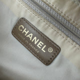 シャネル CHANEL ニュートラベルライントートPM A20457 9番台 ベージュ ナイロンジャガード レディース トートバッグ