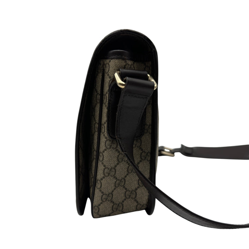 グッチ　GUCCI シェリーライン　メッセンジャーバッグ グッチ GUCCI GGプラス シェリーラインメッセンジャーバッグ 211130