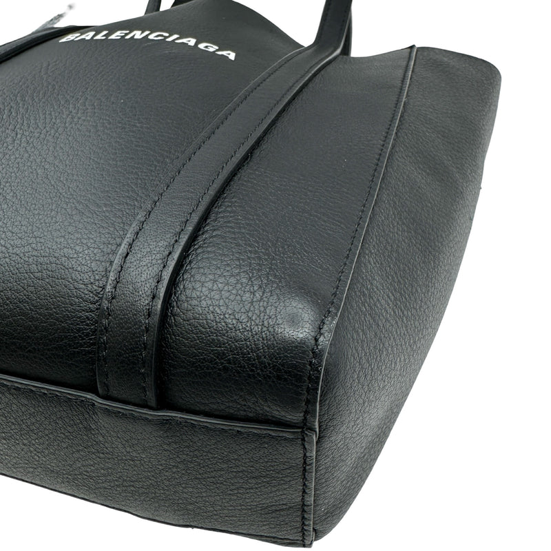 バレンシアガ BALENCIAGA エブリデイトートXXS 551815 ブラック レザー