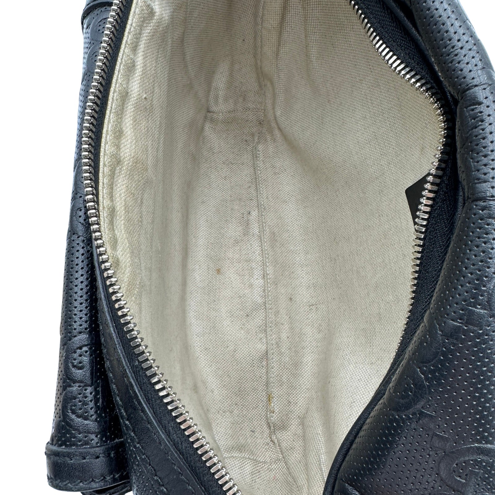 グッチ GUCCI GGエンボスベルトバッグ 645093 ブラック シルバー金具