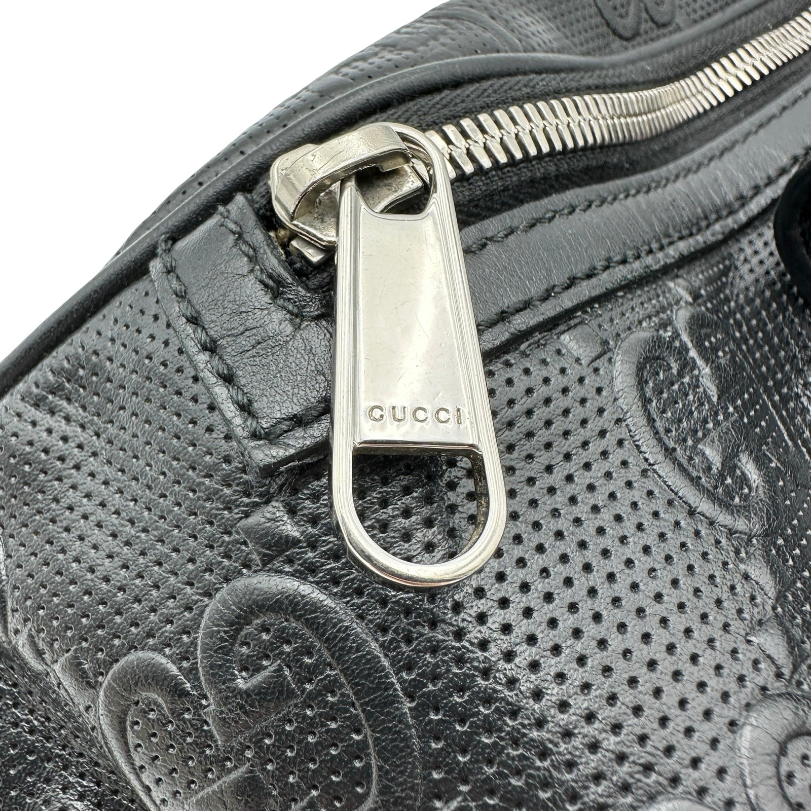 グッチ GUCCI GGエンボスベルトバッグ 645093 ブラック シルバー金具