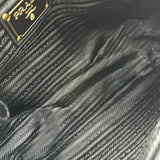 プラダ PRADA ナイロン ショルダーバッグ BT0689 ブラック ゴールド金具 ナイロン レディース ショルダーバッグ