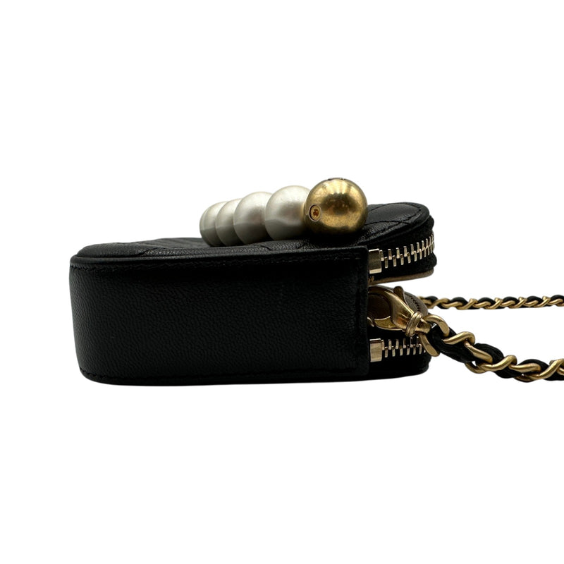 シャネル CHANEL マトラッセ チェーンウォレット 29番台 ブラック