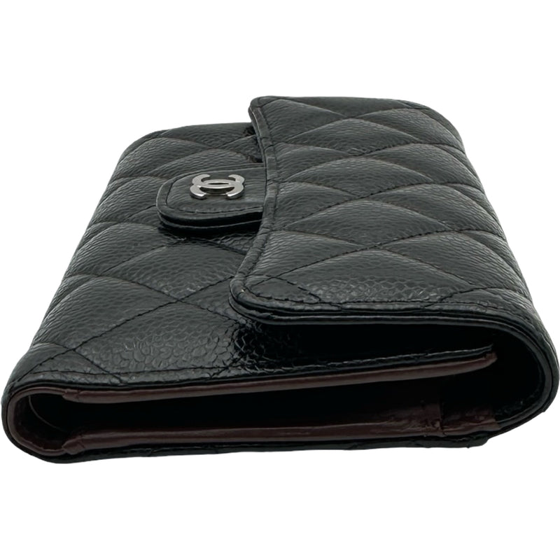シャネル CHANEL クラシック ミディアムフラップウォレット AP0232