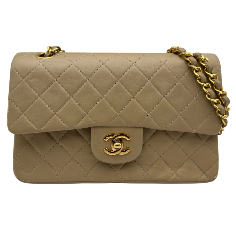シャネル CHANEL マトラッセ23 A01113 1番台 ベージュ ゴールド金具