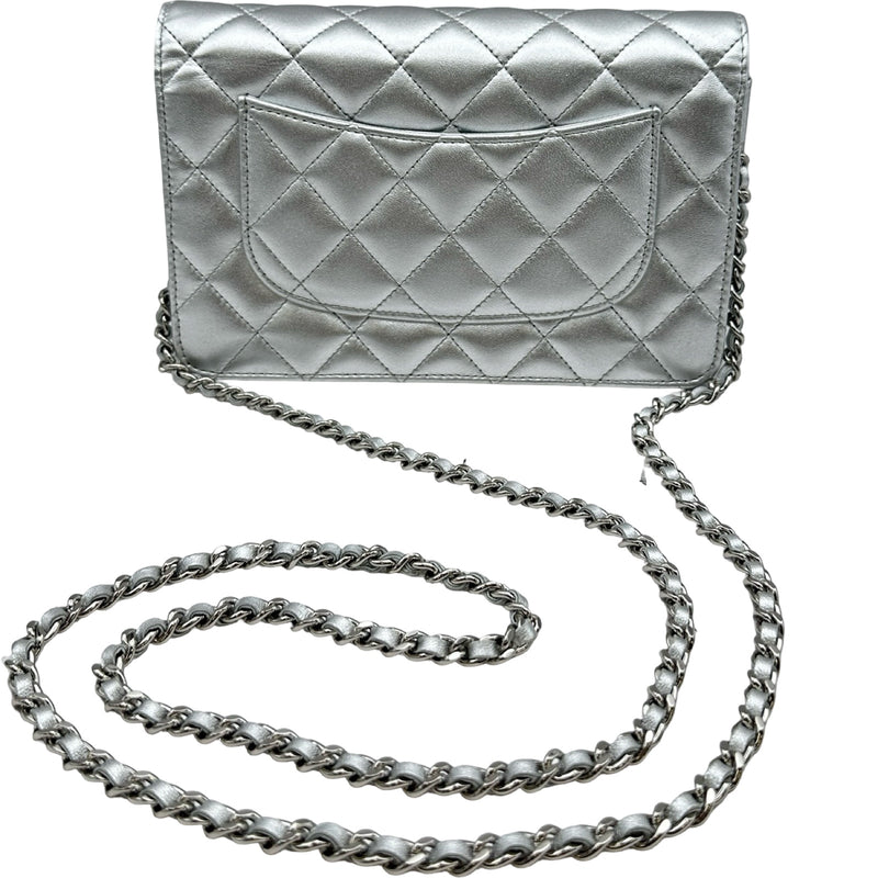 シャネル CHANEL マトラッセチェーンウォレット AP0250 15番台