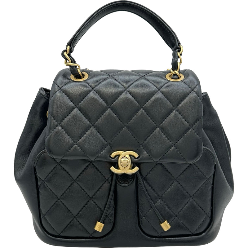 極美品 CHANELマトラッセ オールラムレザーリュック シャネル CHANEL マトラッセ ミニチェーンリュック AS4493 ブラック