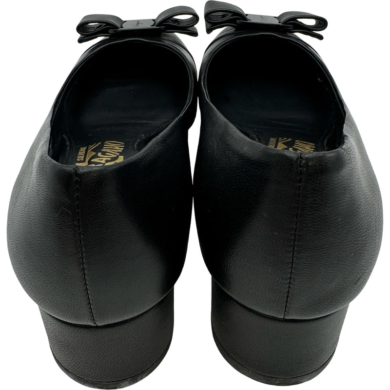サルヴァトーレ・フェラガモ Salvatore Ferragamo IVREA ヴァラリボン