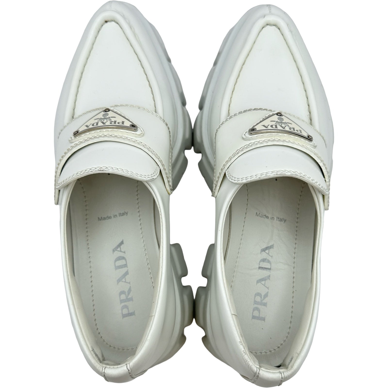 PRADA モノリス ローファー ホワイト プラダ PRADA モノリス トライアングルロゴローファー ホワイト レザー