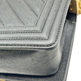 シャネル CHANEL ボーイシャネル20 A67085 26番台 ブラック ゴールド金具 キャビアスキン レディース ショルダーバッグ