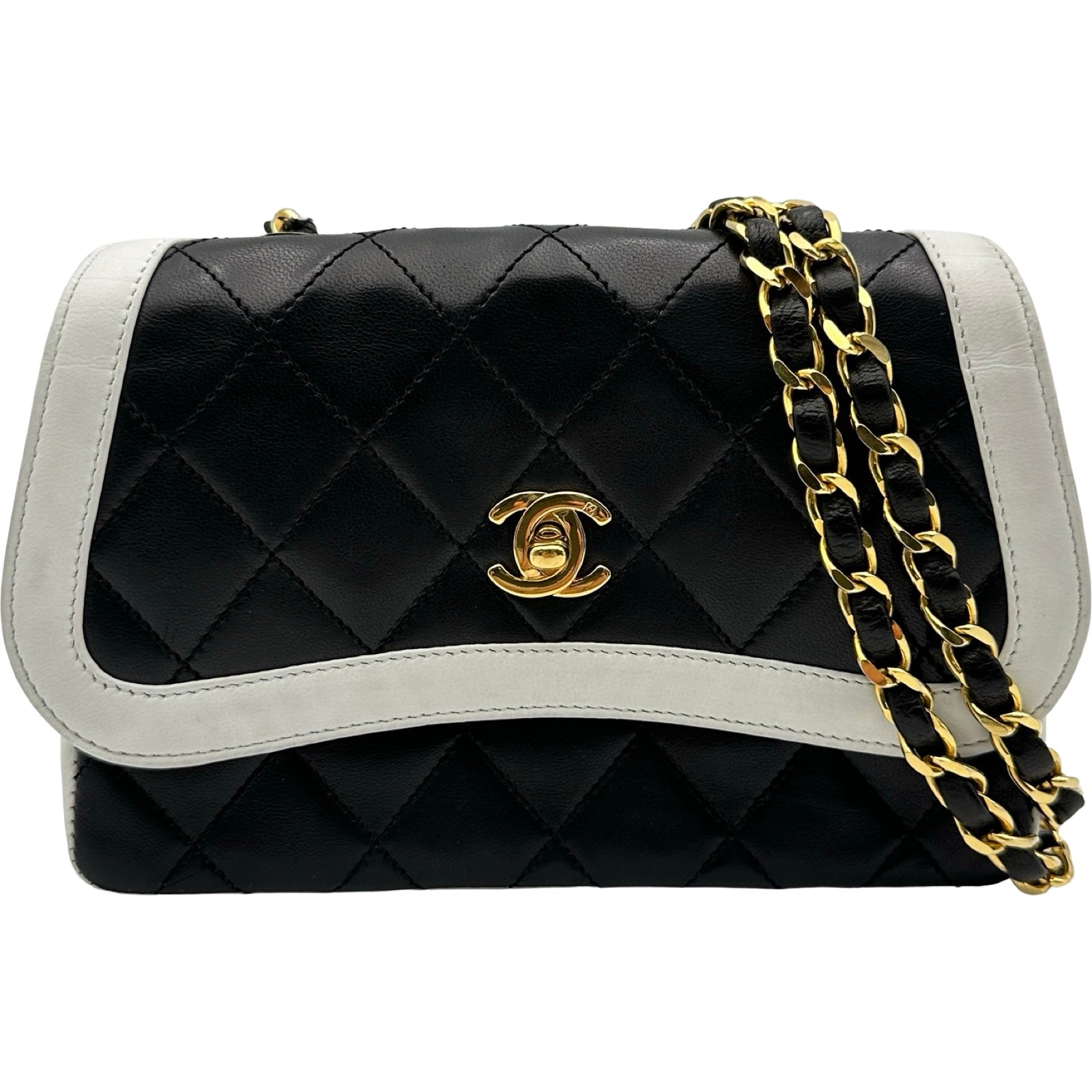 シャネル CHANEL ココマークマトラッセチェーンショルダー 0番台