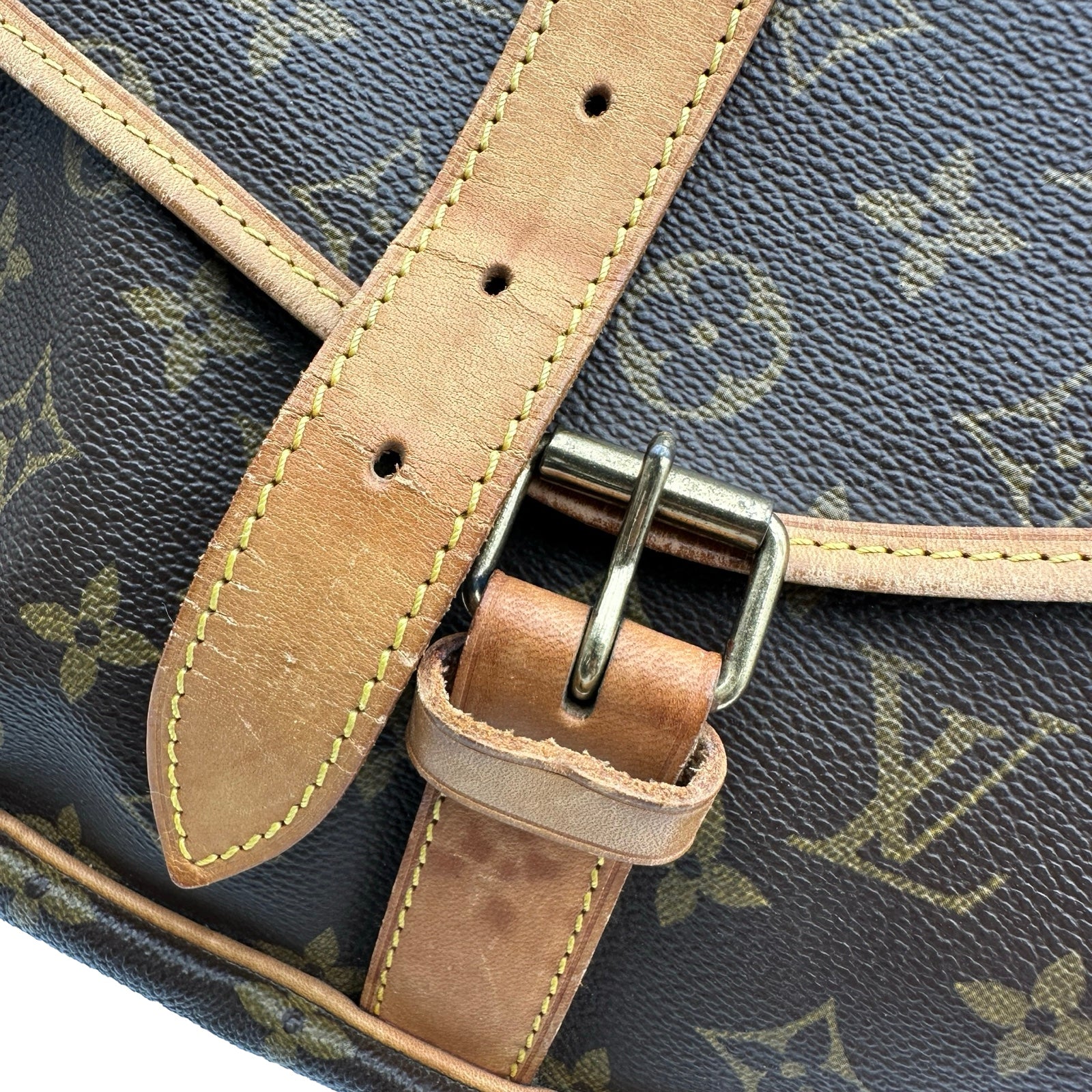ルイ・ヴィトン LOUIS VUITTON ソミュール35 M42254 モノグラム ユニ