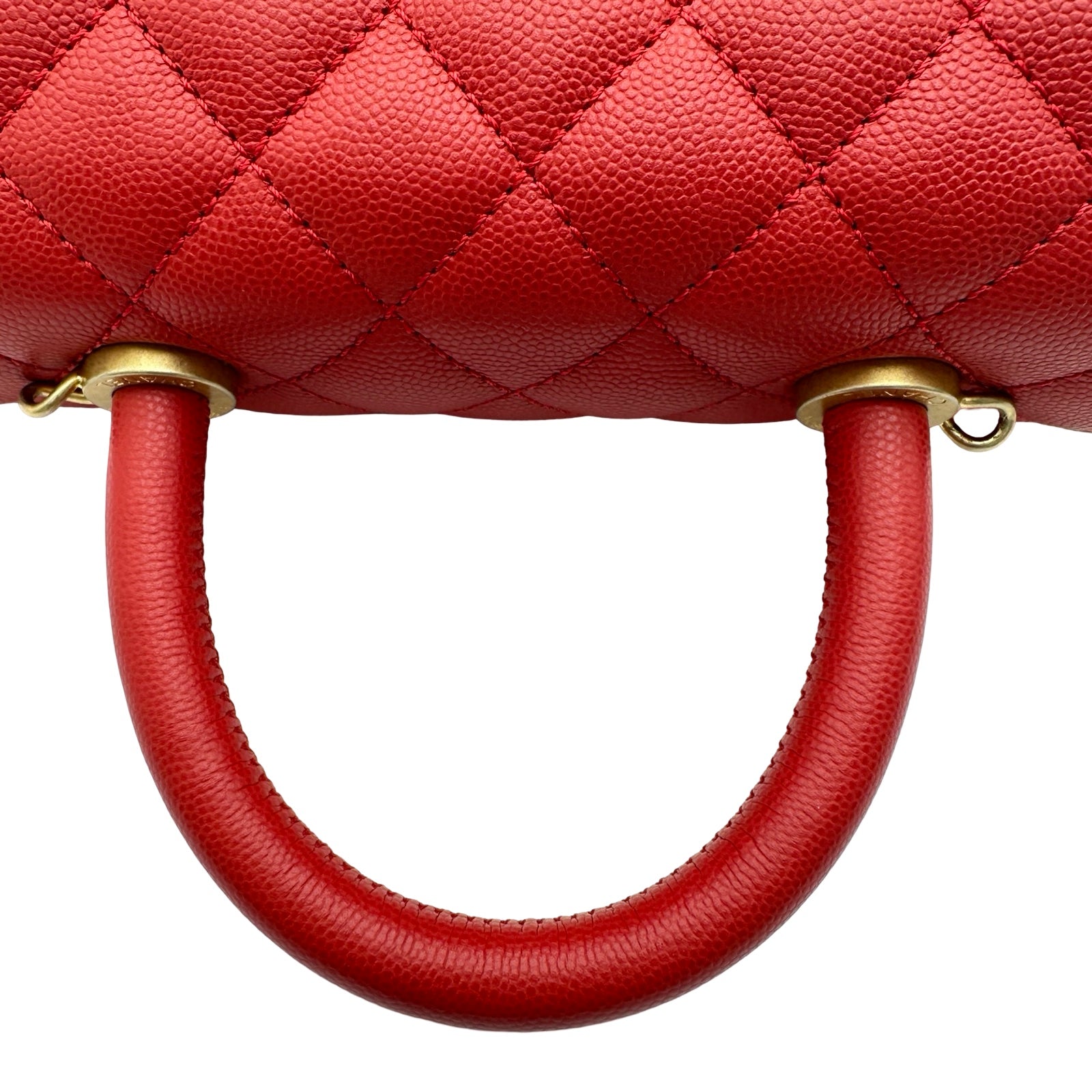 シャネル CHANEL ココハンドルXS A92990 27番台 レッド ゴールド金具