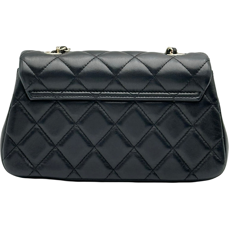 シャネル CHANEL マトラッセ チェーンショルダー AS4066 ブラック