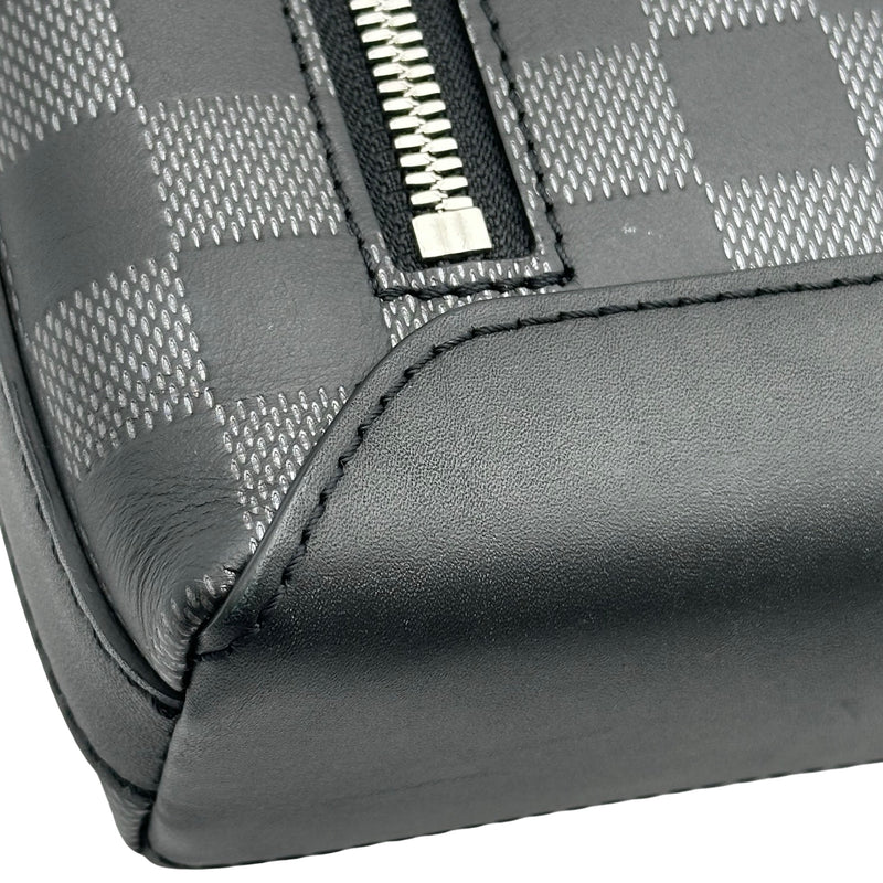 ルイ・ヴィトン LOUIS VUITTON ディスカバリー・メッセンジャー BB