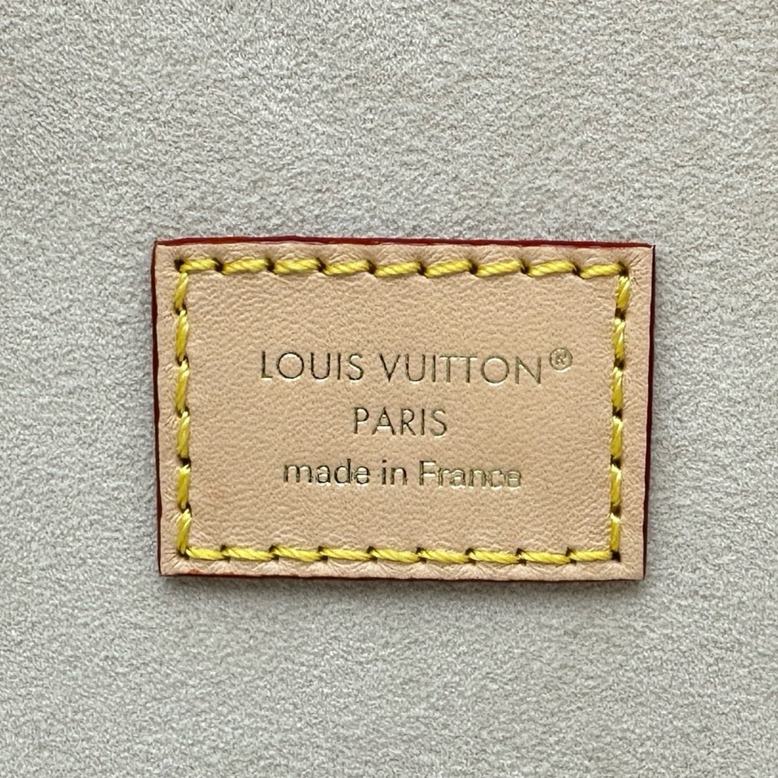ルイ・ヴィトン LOUIS VUITTON ブルーミングボックス M111117 ブラウン