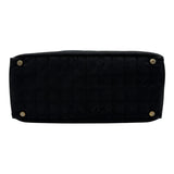 シャネル CHANEL ニュートラベルライントートMM A15991 10番台 ブラック ナイロンジャガード/レザー レディース トートバッグ