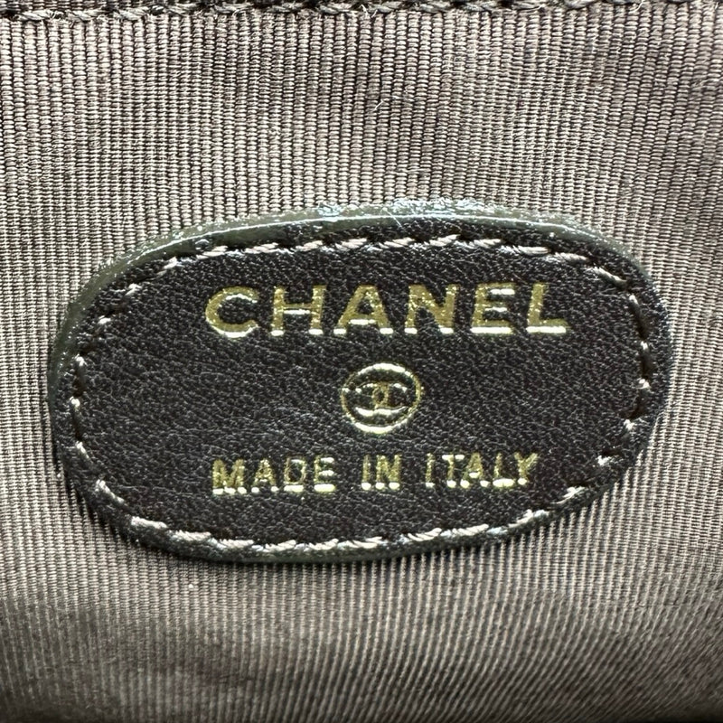 シャネル CHANEL ロゴショルダーバッグ A13144 5番台 ブロンズ