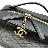 シャネル CHANEL マトラッセ カメラバッグ A11977 2番台 ブラック カーフ レディース ショルダーバッグ