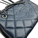 シャネル CHANEL バレリーナ カメラバッグ A93015 21番台 ネイビー/ブラック シルバー金具 カーフ レディース ショルダーバッグ