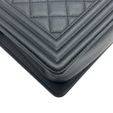 シャネル CHANEL ボーイシャネル25 A67086 24番台 ブラック ゴールド金具 キャビアスキン レディース ショルダーバッグ
