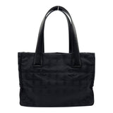 シャネル CHANEL ニュートラベルライントートPM A20457 8番台 ブラック ナイロン/レザー レディース トートバッグ