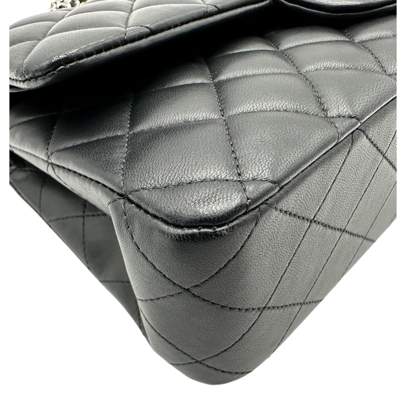シャネル CHANEL マトラッセ25 A01112 31番台 ブラック シルバー金具