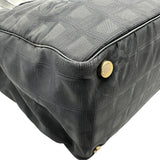 シャネル CHANEL ニュートラベルライントートMM A15991 8番台 ブラック ナイロン レディース トートバッグ