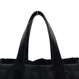 シャネル CHANEL ニュートラベルライントートMM A15991 8番台 ブラック ナイロン レディース トートバッグ