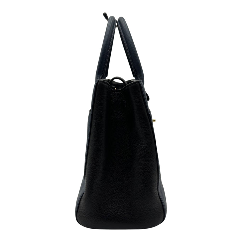 CHANEL 黒 スエード バッグ シャネル CHANEL ネオエグゼクティブトート A69930 24番台 ネイビー