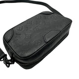 ルイ・ヴィトン LOUIS VUITTON トロカデロ ウェアラブルウォレット M26737 ブラック モノグラム・シャドウレザー メンズ ショルダーバッグ