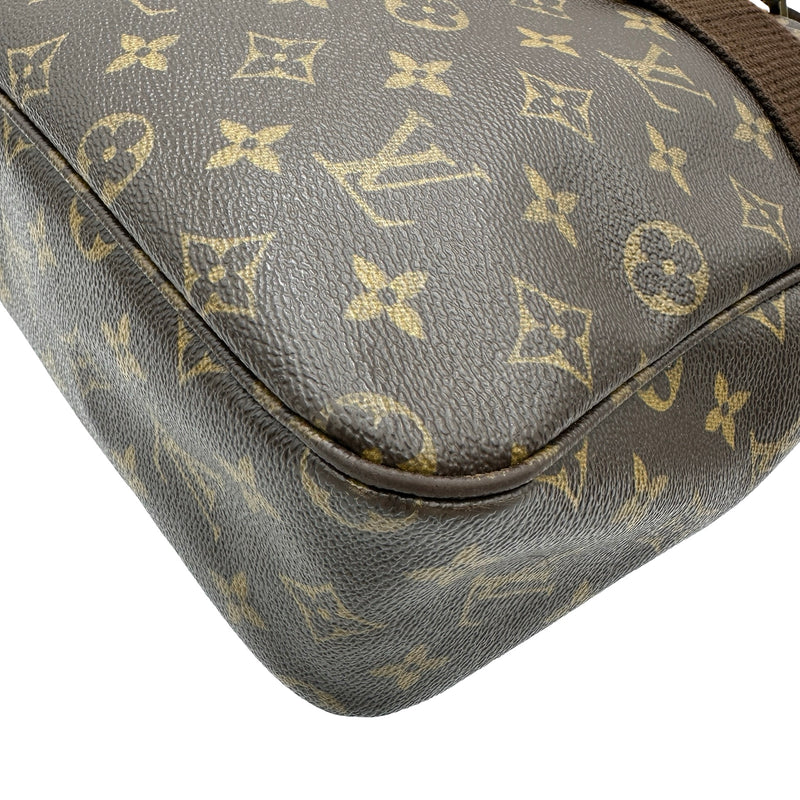ルイ・ヴィトン LOUIS VUITTON サック・ポスフォール M40043 ブラウン 