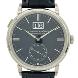 ランゲ＆ゾーネ A.LANGE&SOHNE サクソニア アウトサイズデイト 381.029(LSLS3813AD) ブラック ホワイトゴールド 自動巻き メンズ 腕時計
