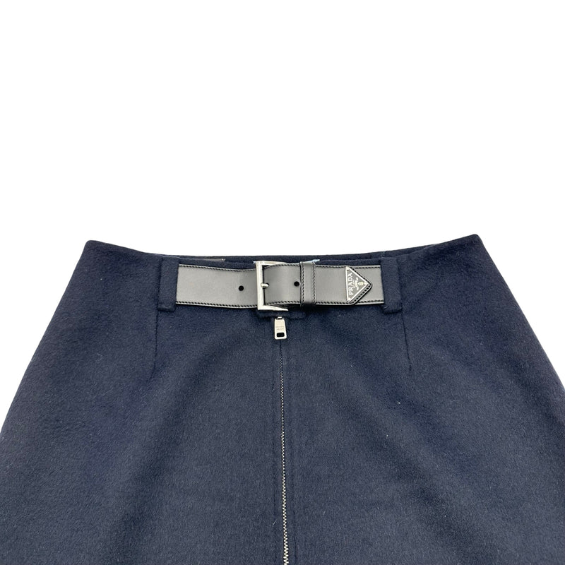 プラダスポーツ【PRADA】ウールスカートネイビー系 サイズ38★447 プラダ PRADA トライアングルロゴベルトウールスカート P189VE
