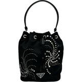 プラダ PRADA トライアングルロゴ バケットバッグ 1BE067 ブラック ナイロン/ラインストーン レディース ショルダーバッグ