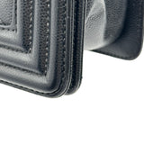 シャネル CHANEL ボーイシャネル25 A67086 28番台 ブラック ゴールド金具 キャビアスキン レディース ショルダーバッグ