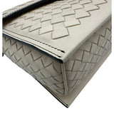 ボッテガ・ヴェネタ BOTTEGA VENETA イントレチャート フラップ ショルダーバッグ アイボリー レザー レディース ショルダーバッグ
