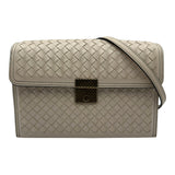 ボッテガ・ヴェネタ BOTTEGA VENETA イントレチャート フラップ ショルダーバッグ アイボリー レザー レディース ショルダーバッグ
