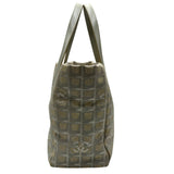 シャネル CHANEL ニュートラベルライントートMM A15991 10番台 シルバー ナイロンジャガード/レザー レディース トートバッグ